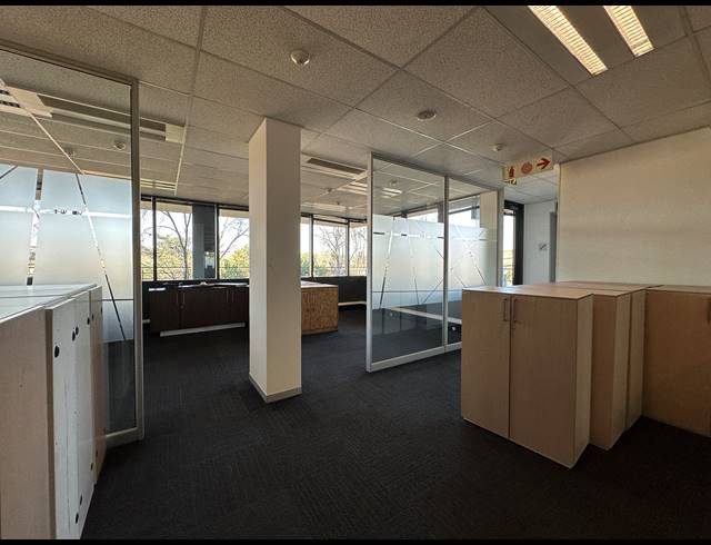551M² OFFICE TO LET IN SANDTON CENTRAL